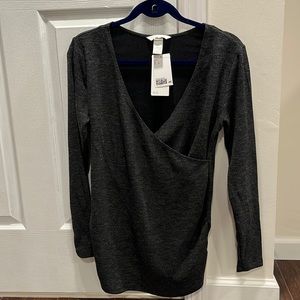 H&M Mama Maternity gray ripped top. New with tags / never been worn. Size L.